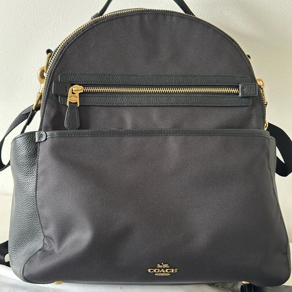 Beautiful and stylish Coach diaper bag! Excellent condition! Barely used! - Picture 6 of 6